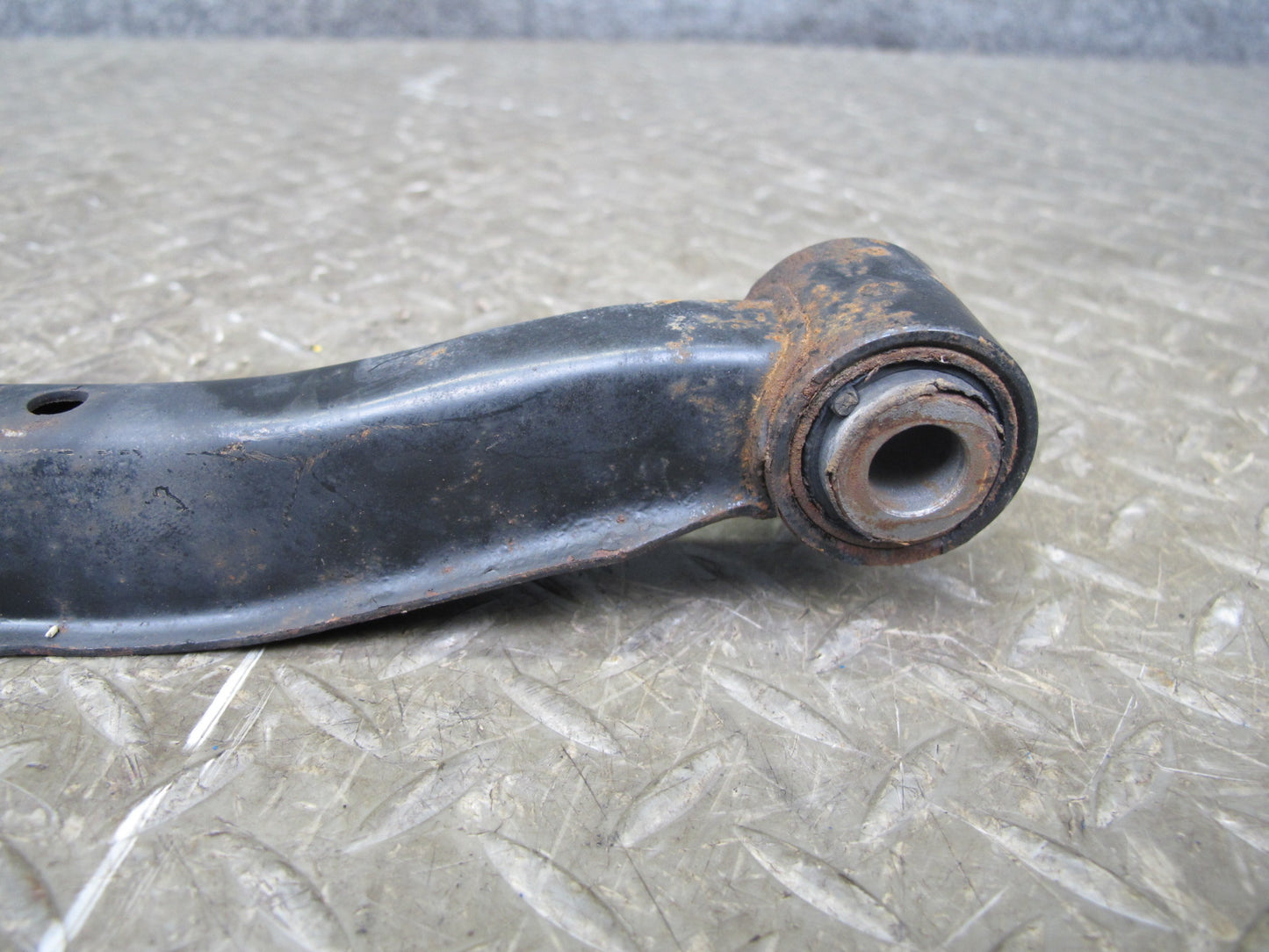 90-96 Nissan Z32 300ZX NA Rear Right Suspension Lower Lateral Control Arm OEM
