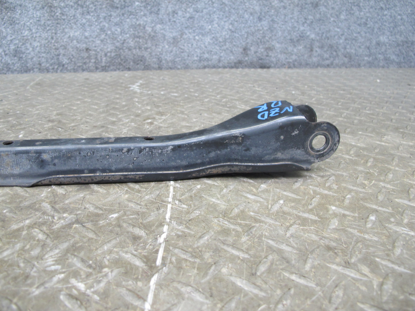 90-96 Nissan Z32 300ZX NA Rear Right Suspension Lower Lateral Control Arm OEM