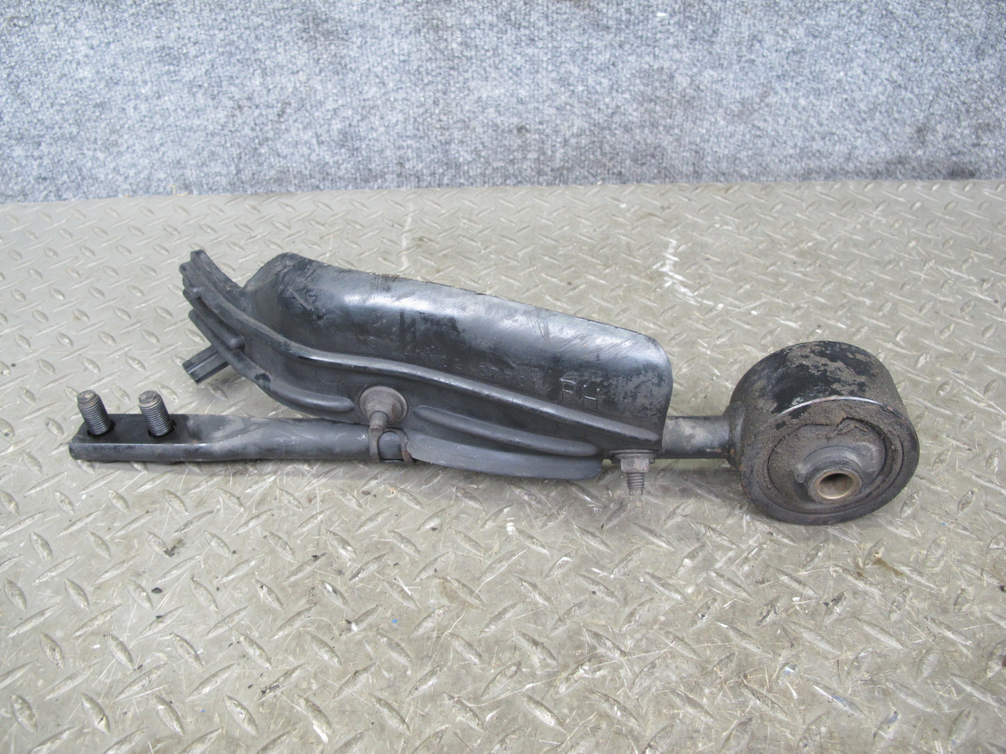 91-92 Nissan Z32 300ZX NON Turbo Set of 5 Front Right Suspension Control Arm OEM