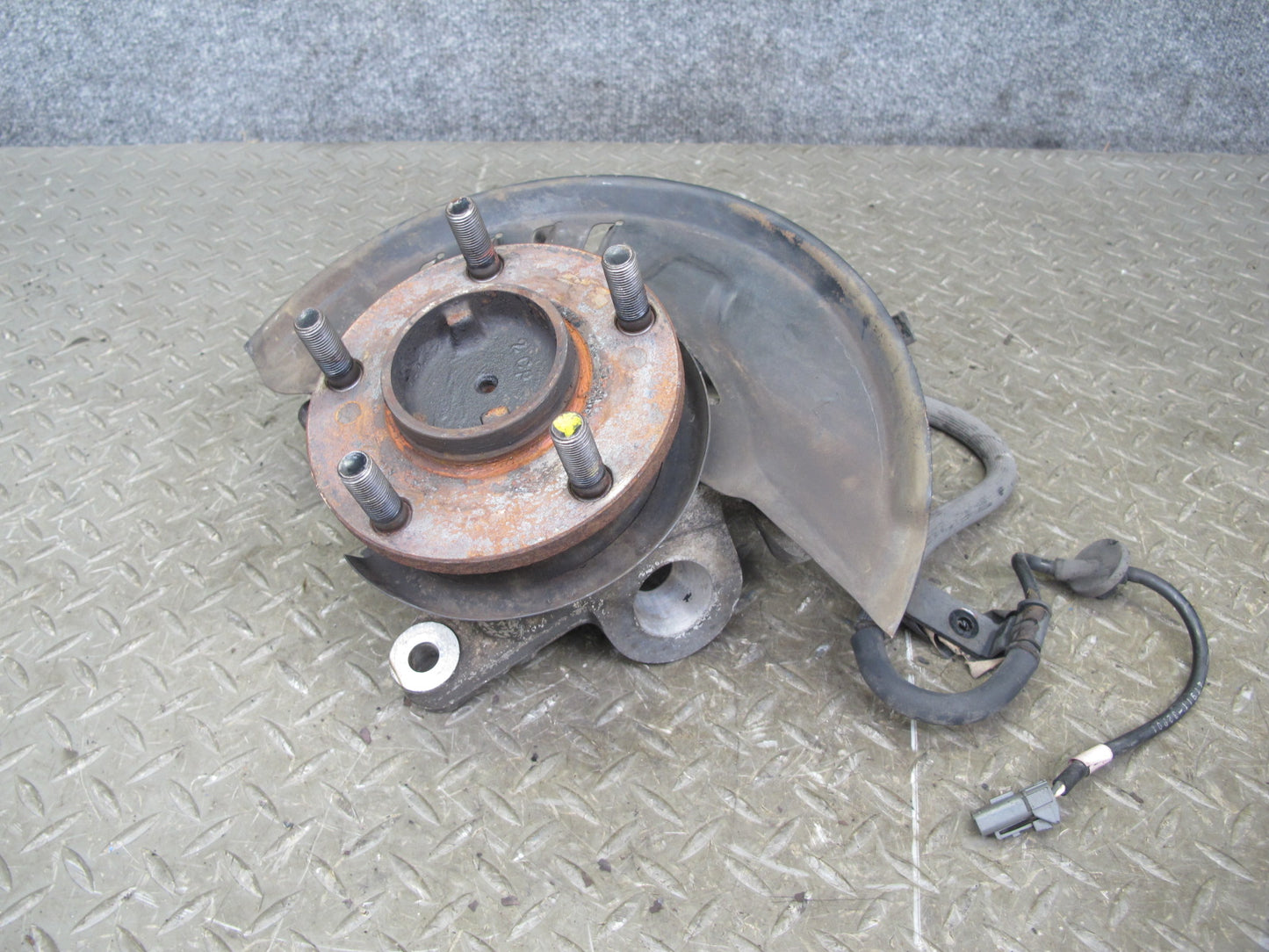 92-96 Nissan Z32 300ZX NA Front Left Spindle Knuckle Wheel Hub Bearing OEM