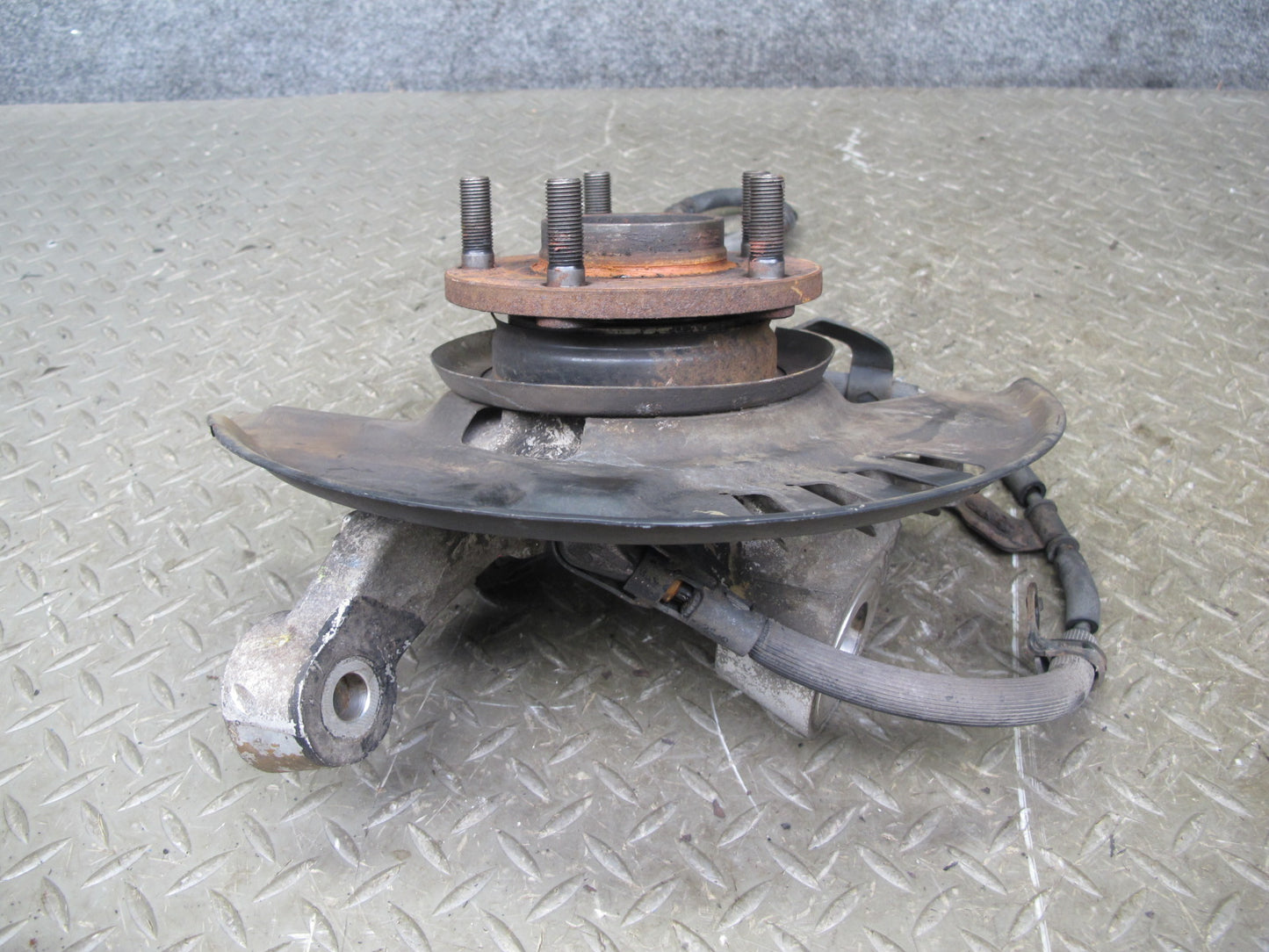 92-96 Nissan Z32 300ZX NA Front Left Spindle Knuckle Wheel Hub Bearing OEM