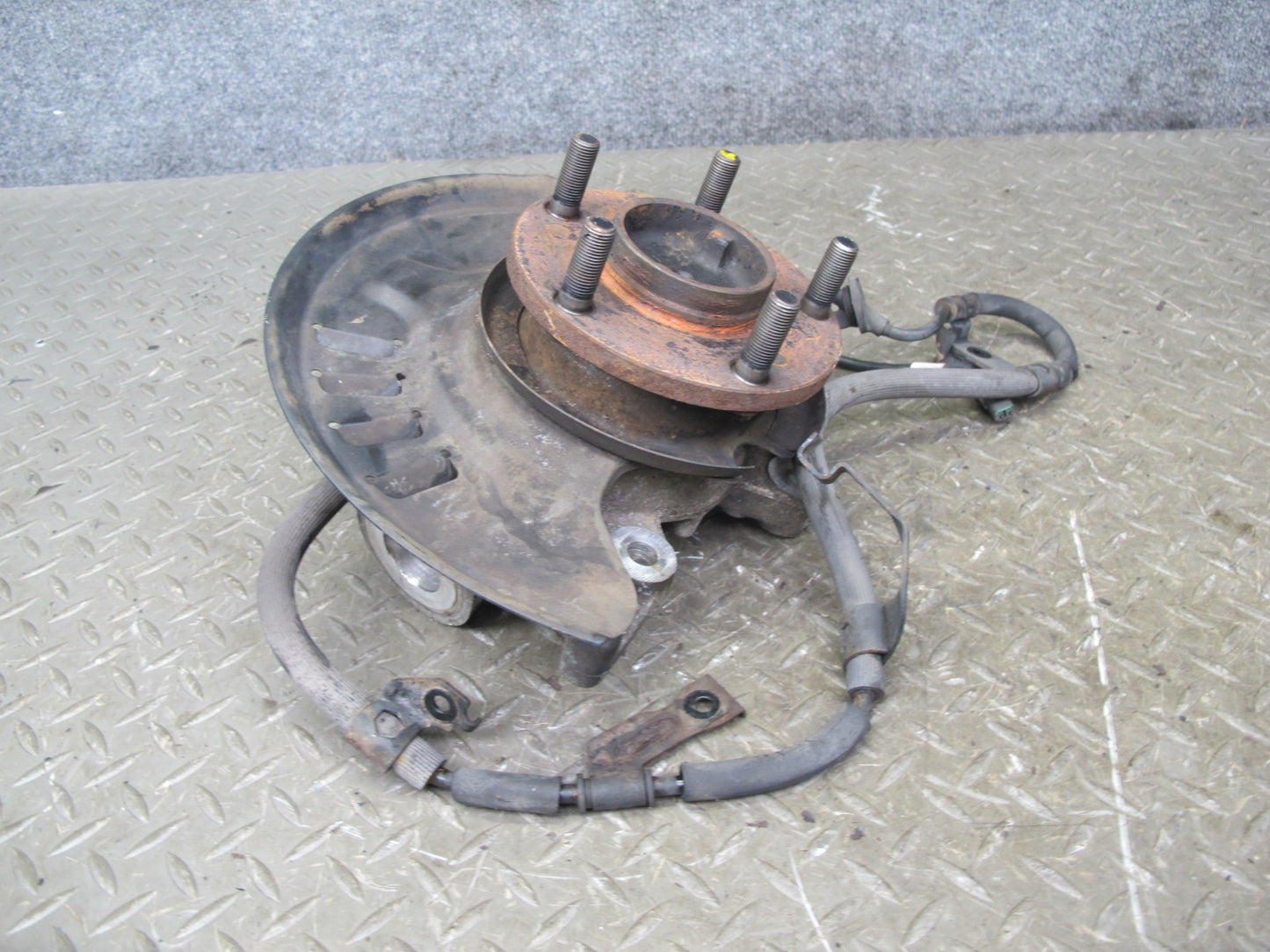 92-96 Nissan Z32 300ZX NA Front Left Spindle Knuckle Wheel Hub Bearing OEM