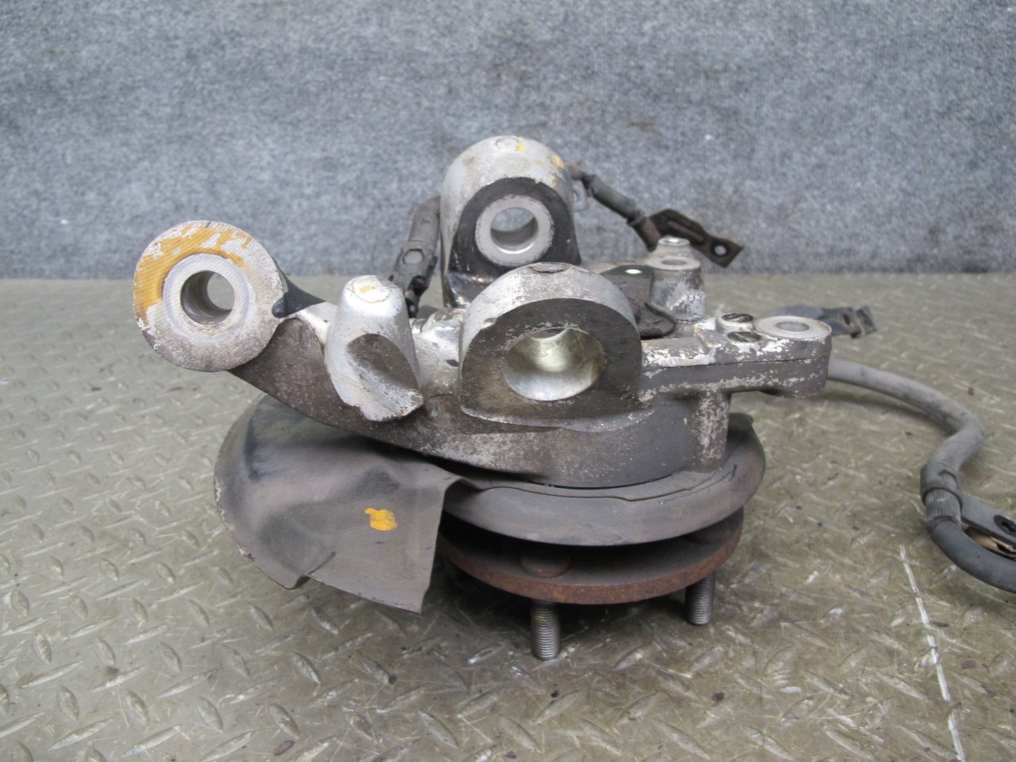 92-96 Nissan Z32 300ZX NA Front Left Spindle Knuckle Wheel Hub Bearing OEM
