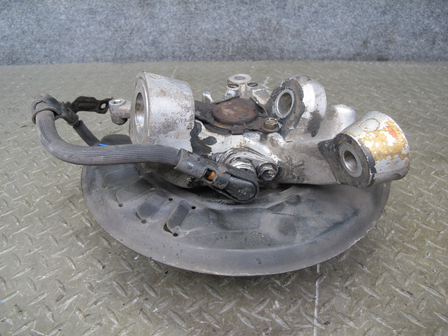 92-96 Nissan Z32 300ZX NA Front Left Spindle Knuckle Wheel Hub Bearing OEM