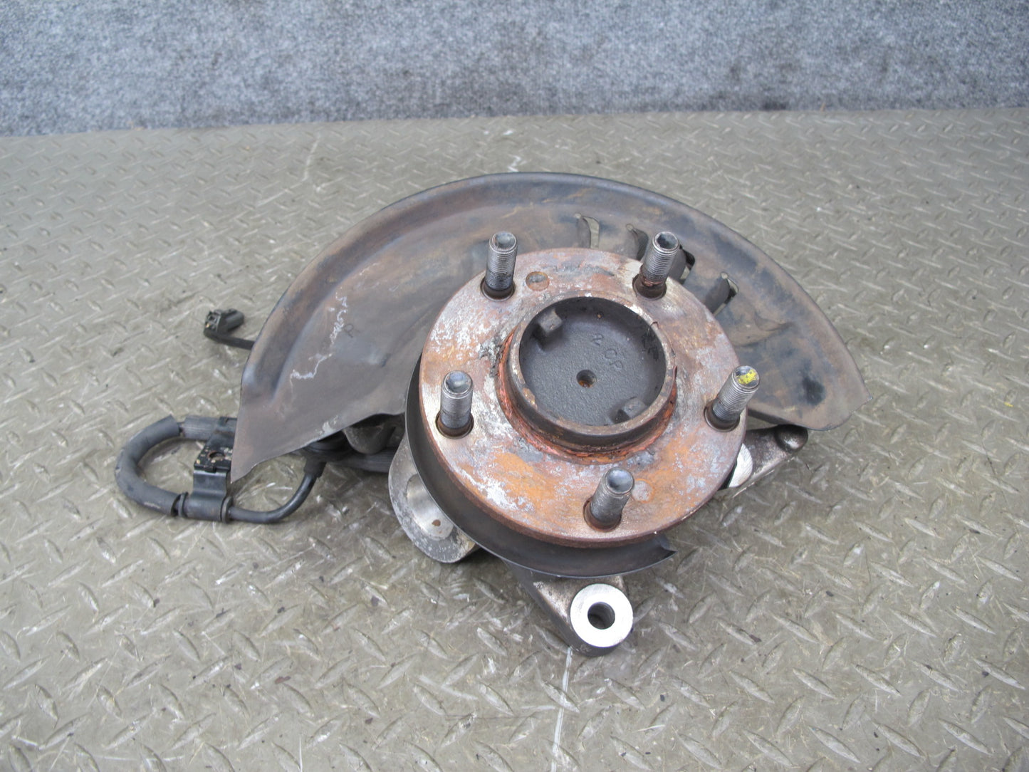 92-96 Nissan Z32 300ZX NA Front Right Spindle Knuckle Wheel Hub Bearing OEM