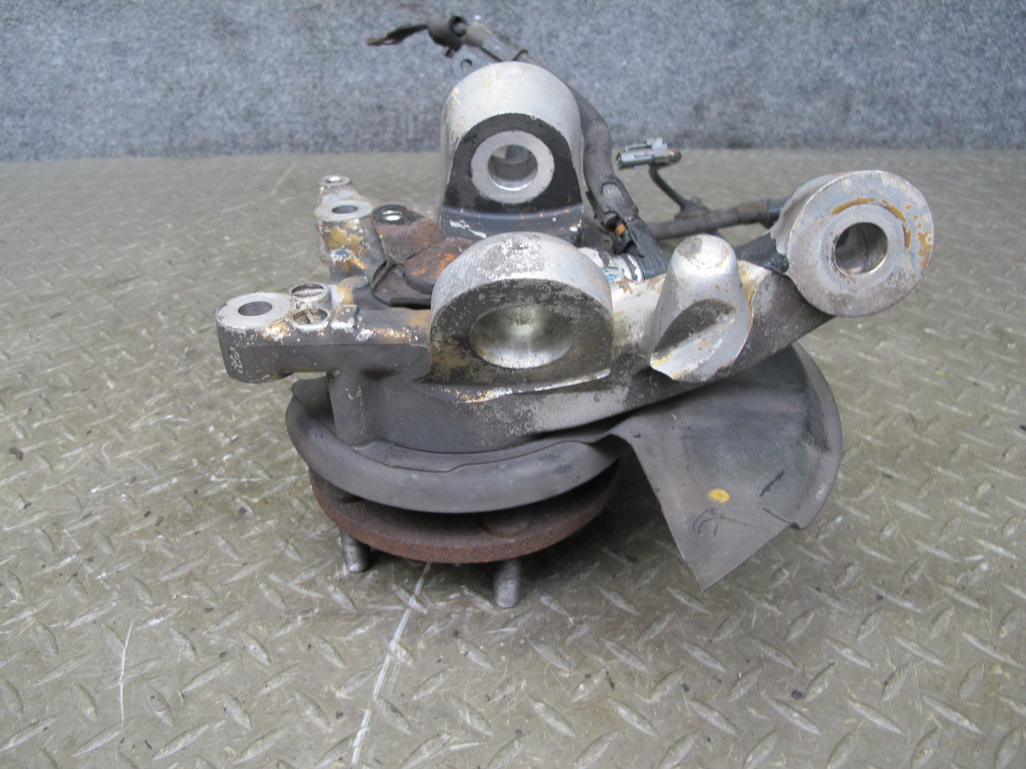 92-96 Nissan Z32 300ZX NA Front Right Spindle Knuckle Wheel Hub Bearing OEM