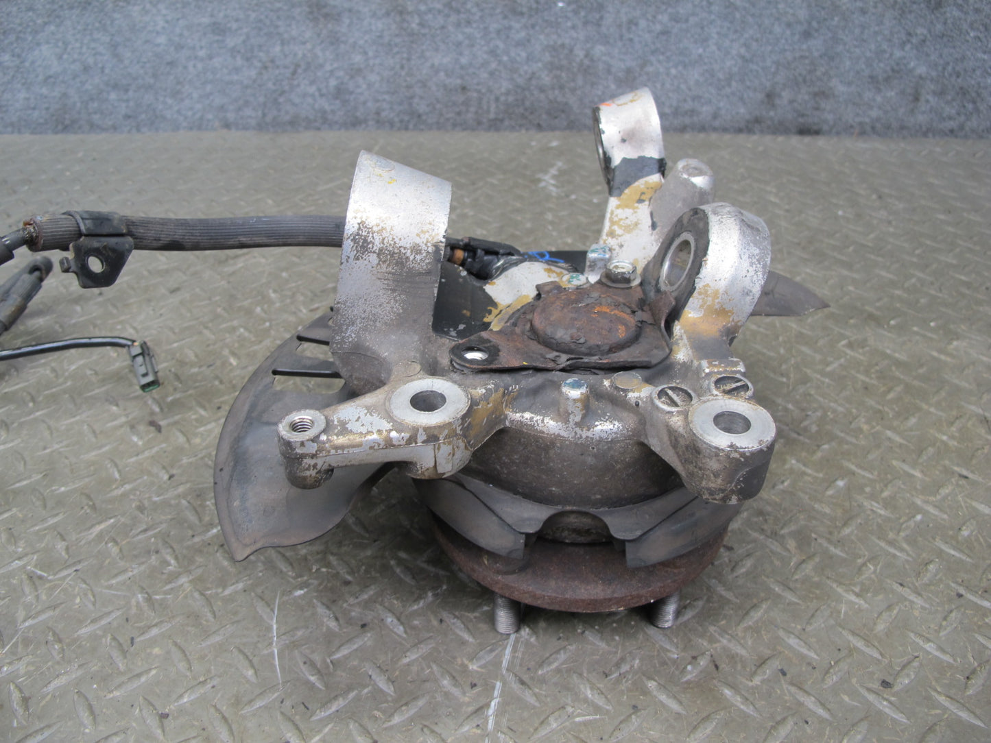 92-96 Nissan Z32 300ZX NA Front Right Spindle Knuckle Wheel Hub Bearing OEM