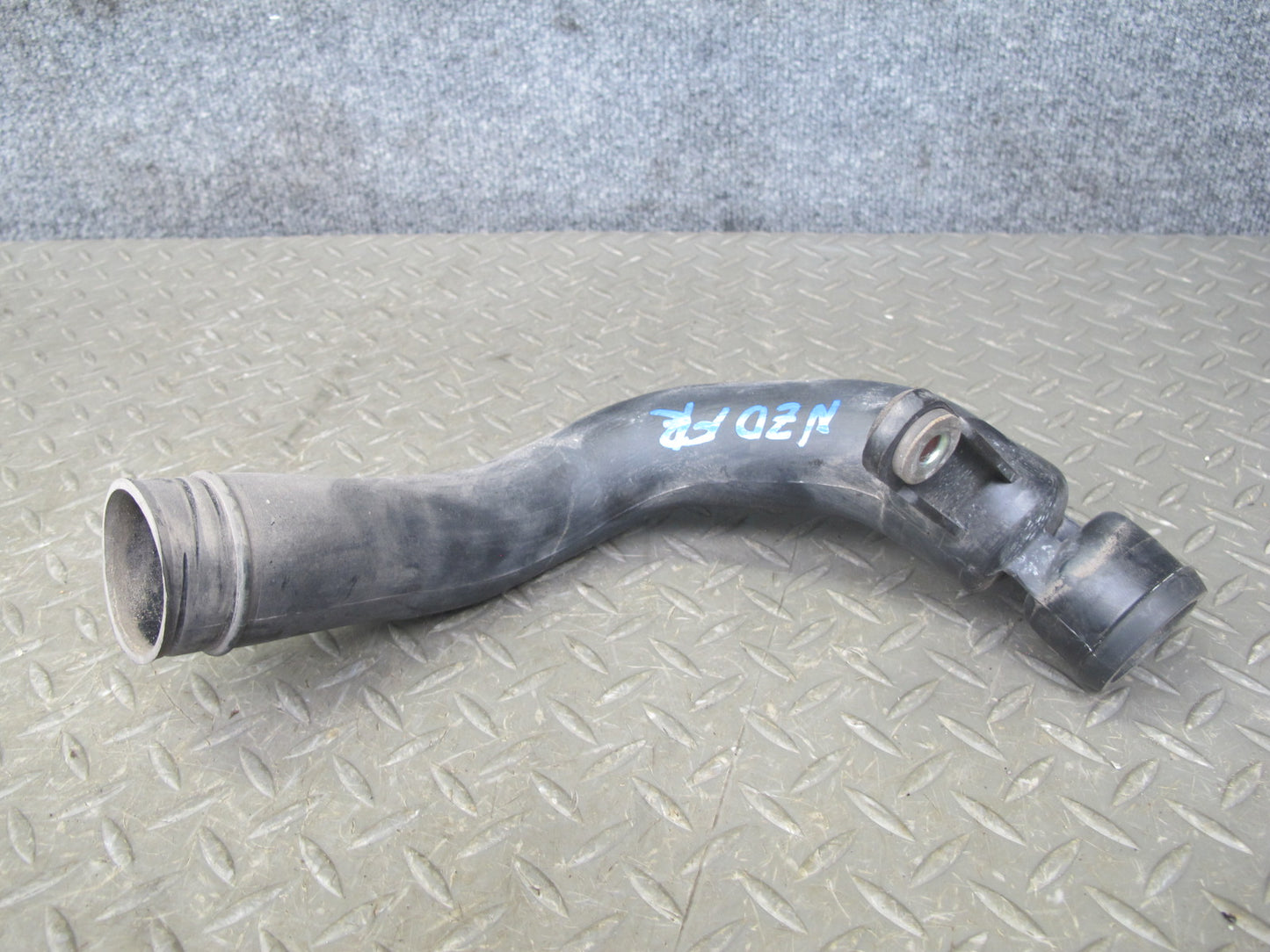 90-96 Nissan Z32 300ZX NA Left & Right Air Intake Resonator Duct Pipe Set OEM