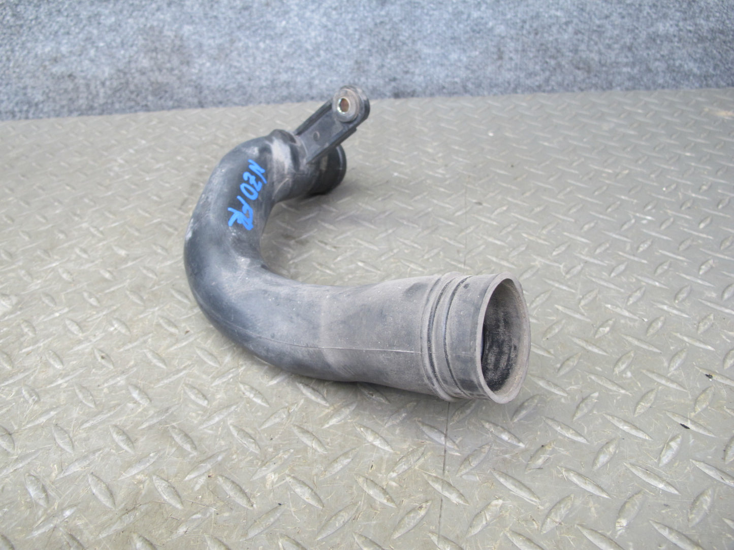 90-96 Nissan Z32 300ZX NA Left & Right Air Intake Resonator Duct Pipe Set OEM