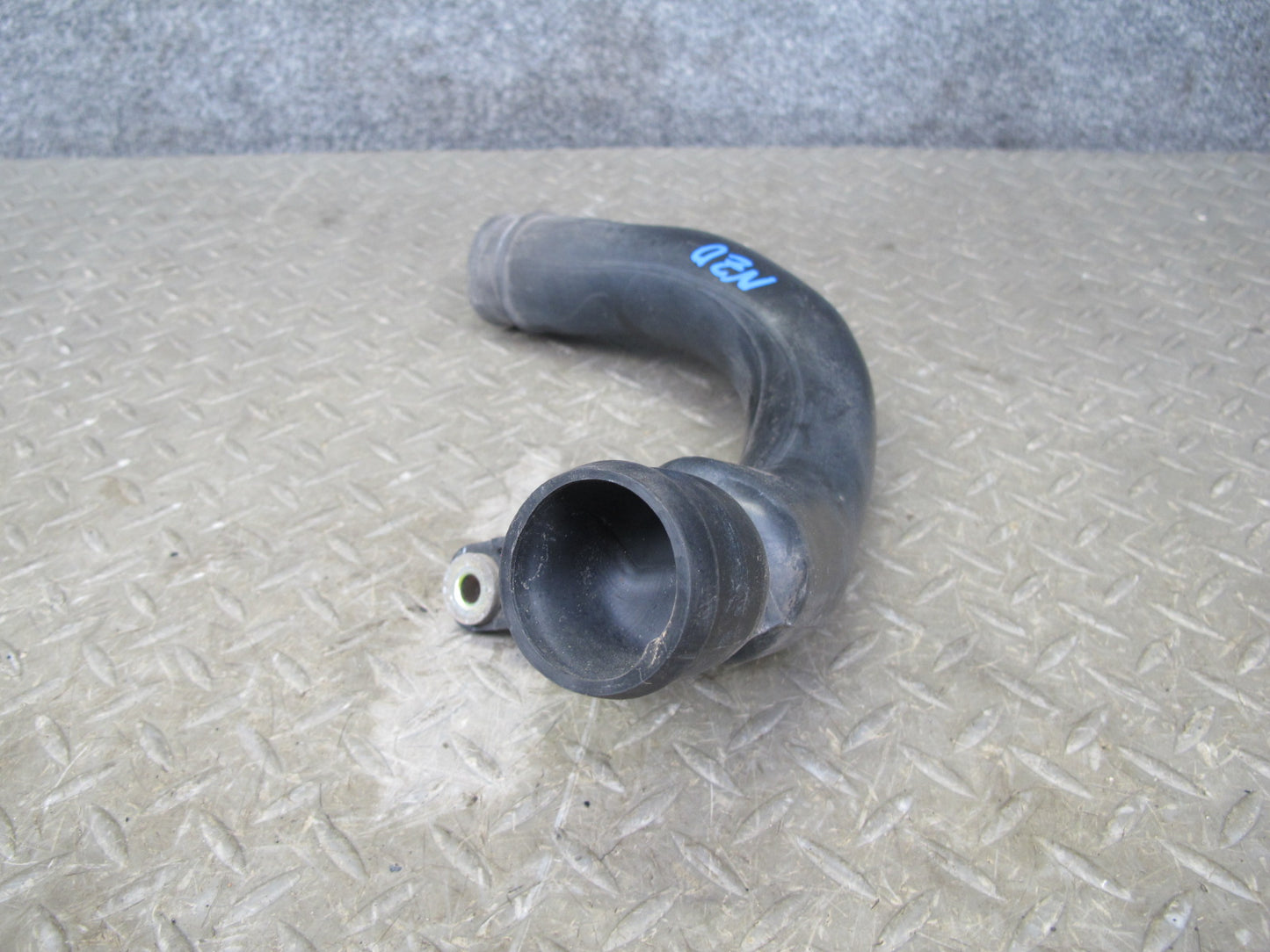 90-96 Nissan Z32 300ZX NA Left & Right Air Intake Resonator Duct Pipe Set OEM
