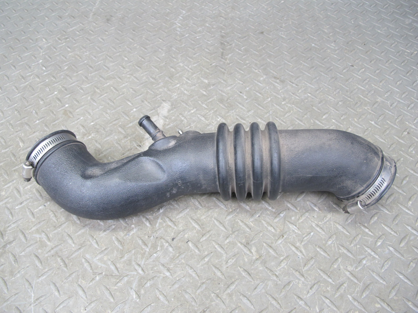 90-96 Nissan Z32 300ZX NON Turbo Left & Right Air Intake Duct Tube Pipe OEM