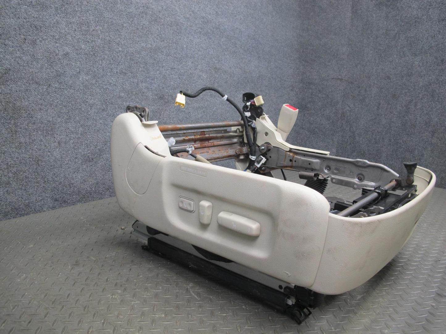 01-06 Lexus UCF30L LS430 Front Right Side Seat Track Rail Frame W/ Motor OEM