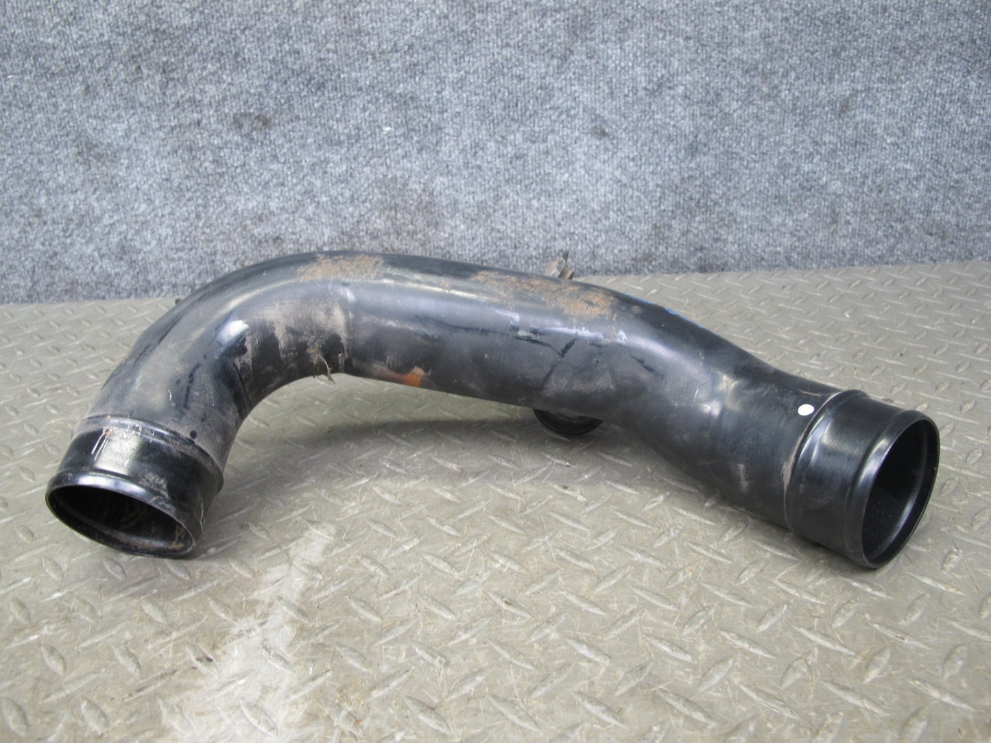 90-96 Nissan Z32 300ZX NA M/T Front Left & Right Air Intake Duct Hose Pipe OEM
