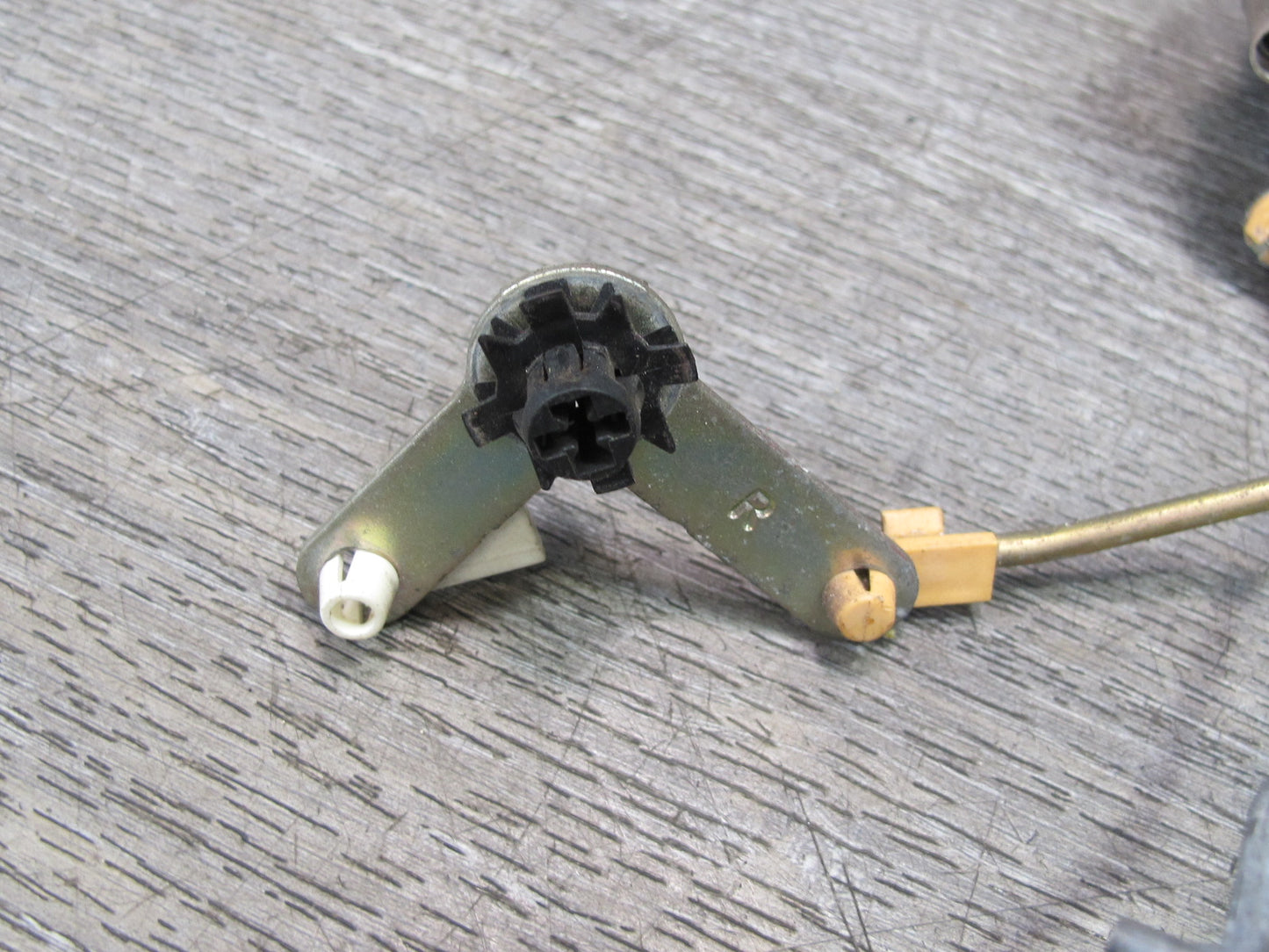 88-91 Mazda RX7 Convertible Right Door Lock Latch Actuator OEM