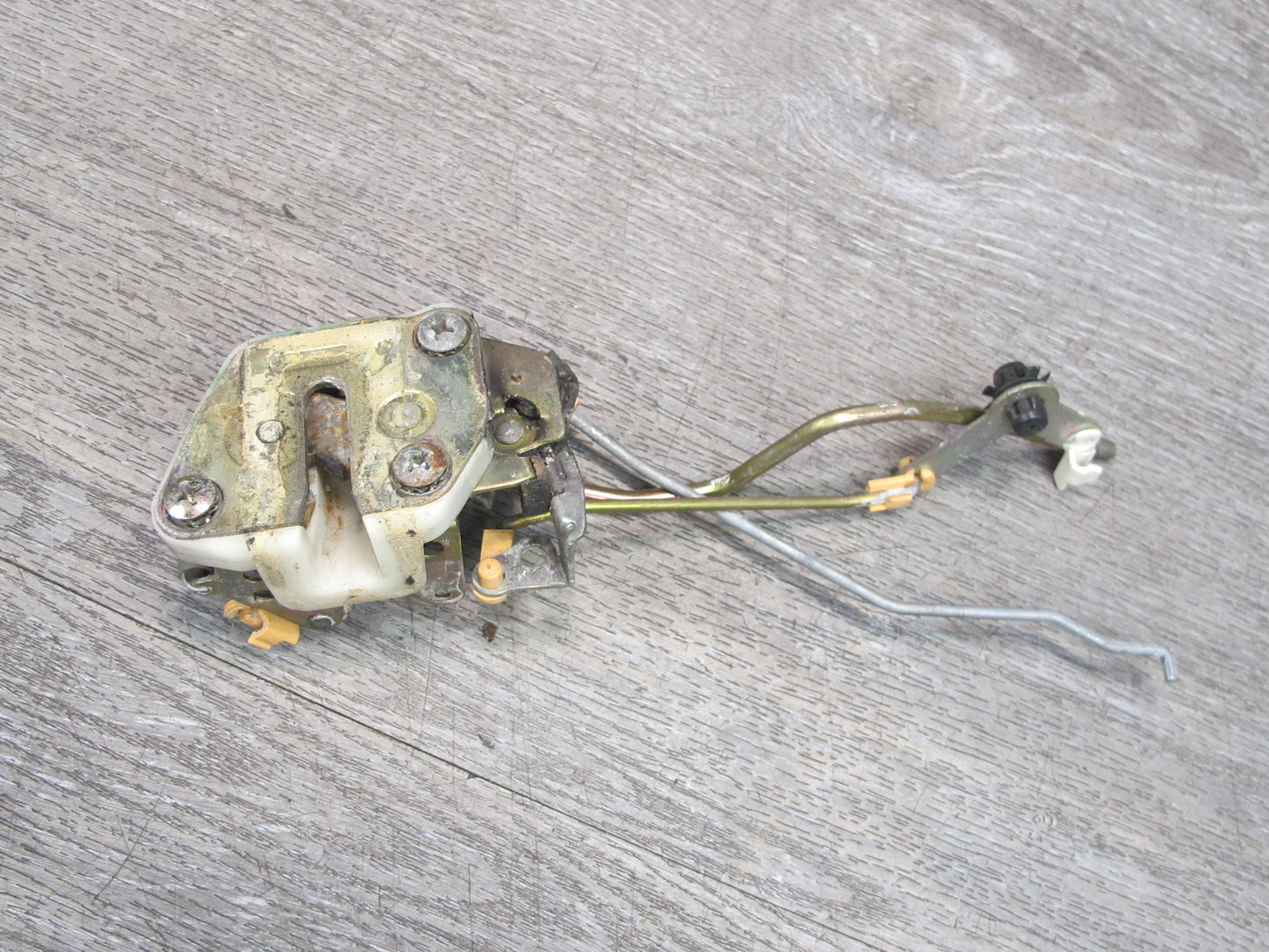 88-91 Mazda RX7 Convertible Right Door Lock Latch Actuator OEM