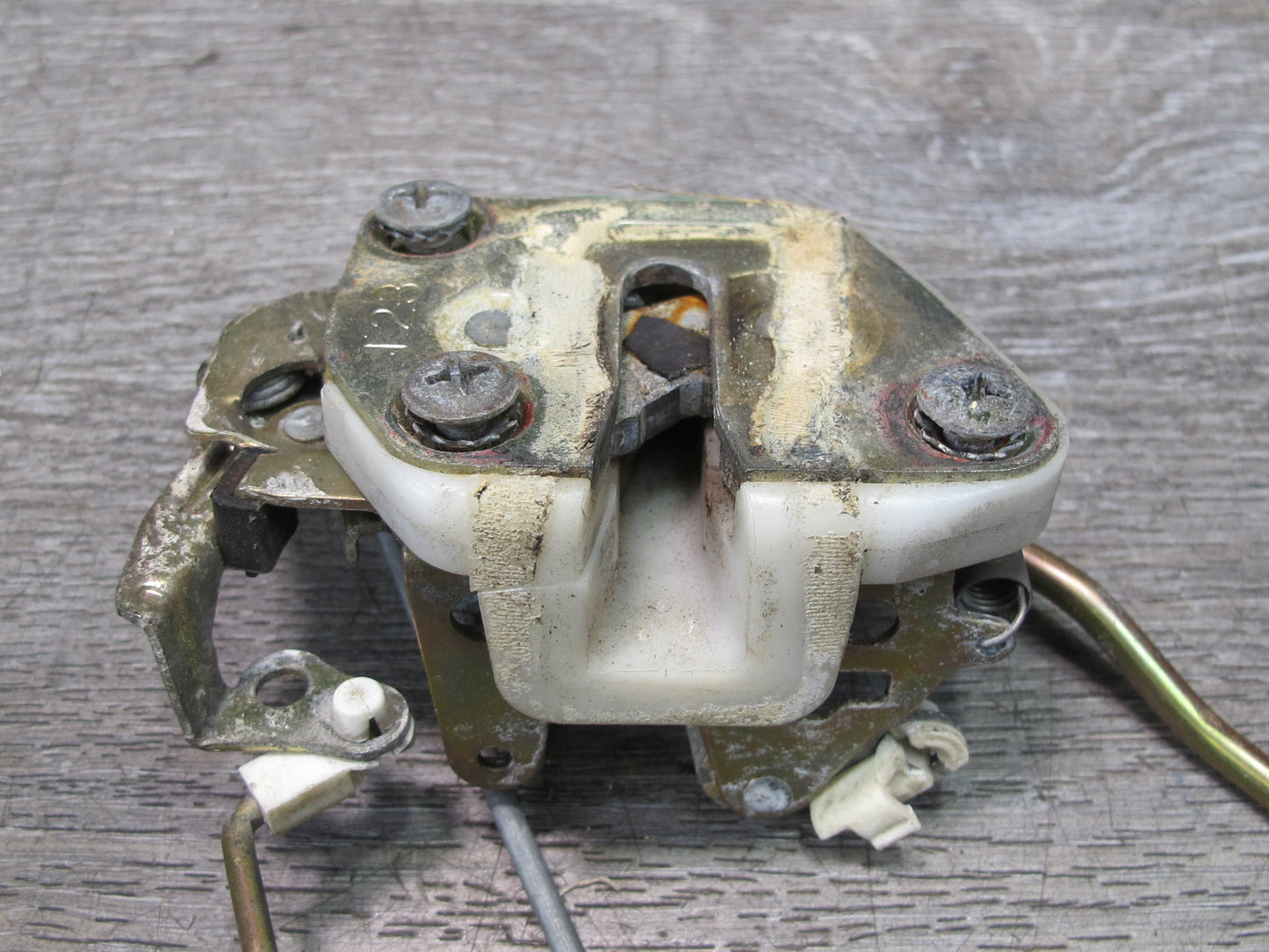 88-91 Mazda RX7 Convertible Left Door Lock Latch Actuator OEM