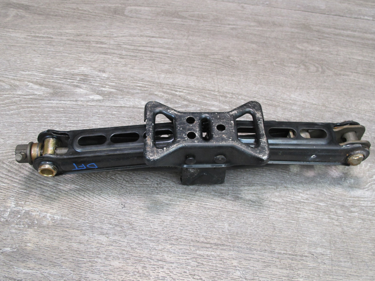 02-05 Ford Thunderbird Emergency Spare Tire Lift Jack Tool w Wrench OEM