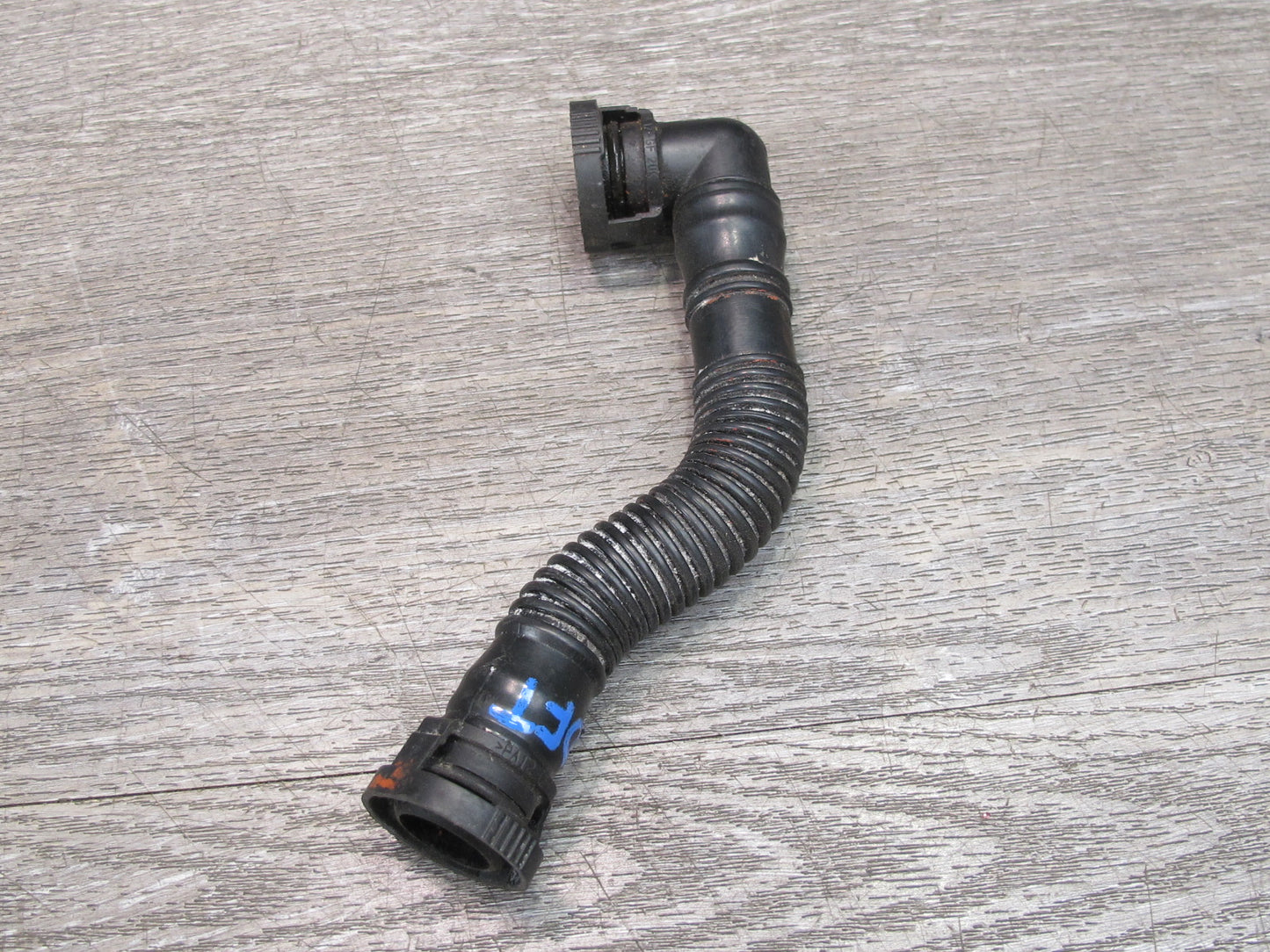 02-05 Ford Thunderbird Breather Vent Hose Pipe Line OEM