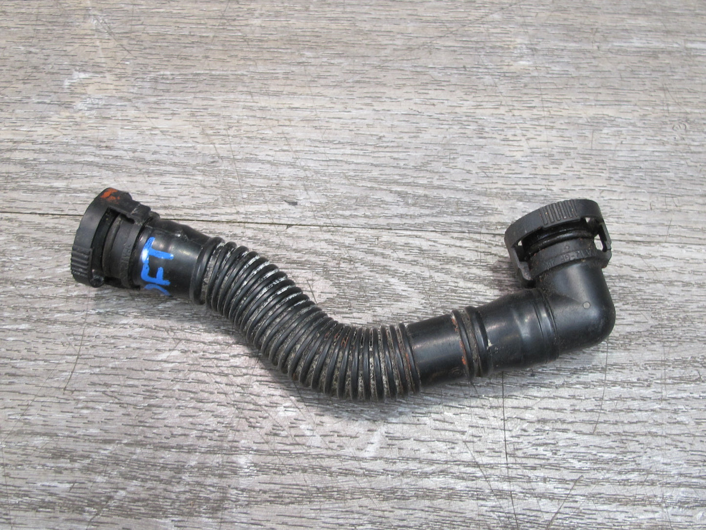 02-05 Ford Thunderbird Breather Vent Hose Pipe Line OEM