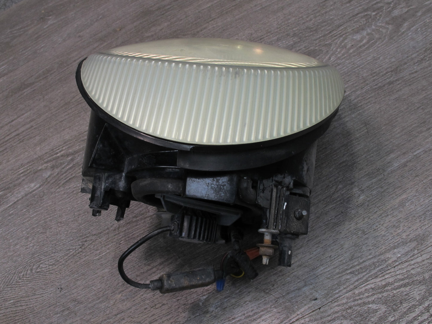 02-05 Ford Thunderbird Front Left Halogen Headalight Lamp OEM