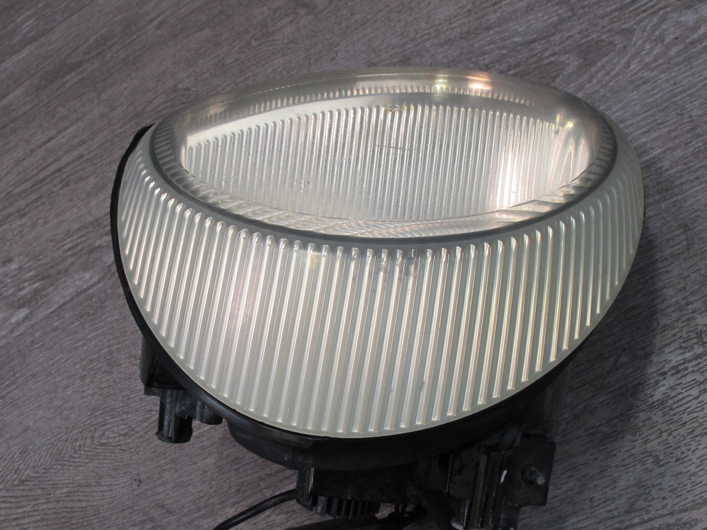 02-05 Ford Thunderbird Front Left Halogen Headalight Lamp OEM