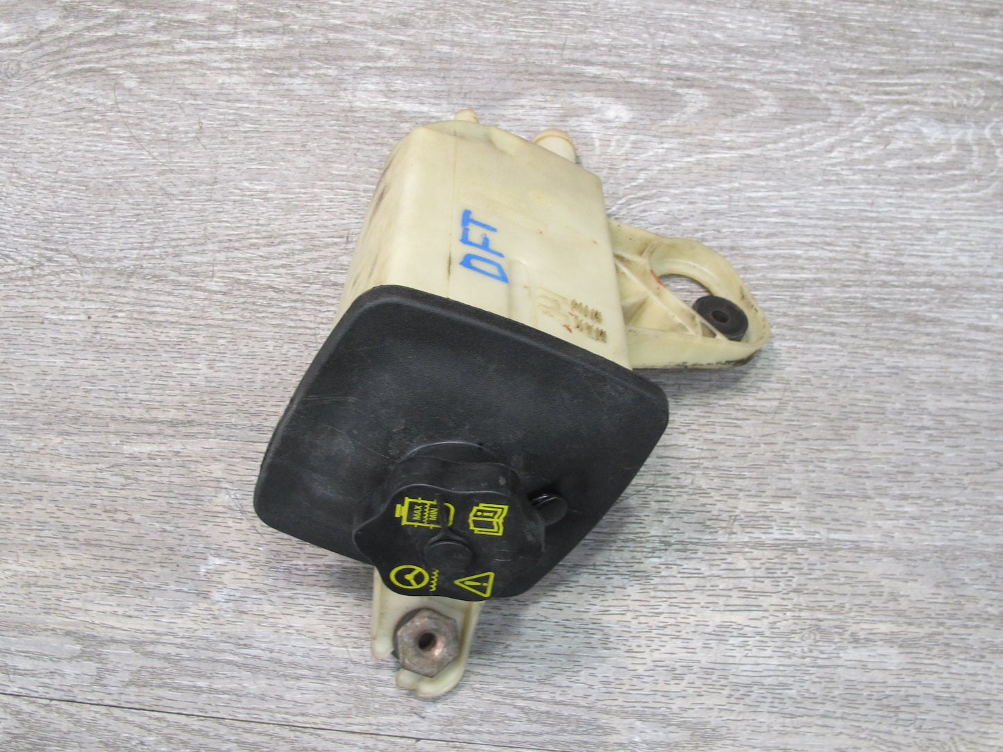 02-05 Ford Thunderbird Engine Coolant Expansion Overflow Reservoir Tank OEM