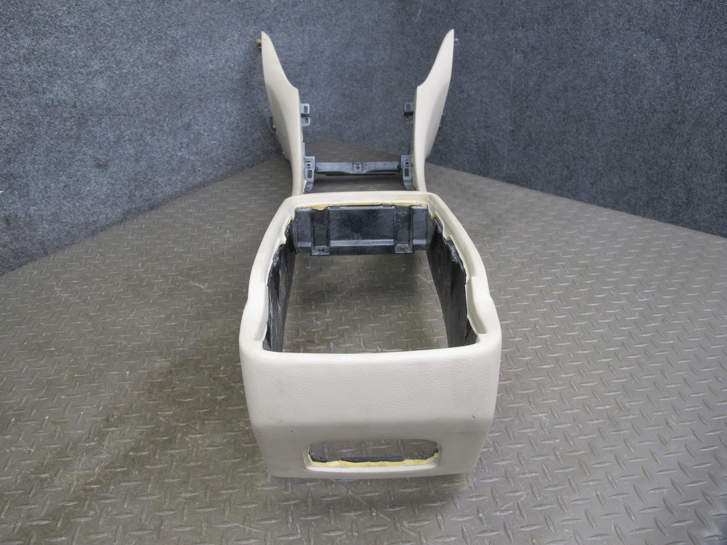 01-03 Lexus UCF30L LS430 Front Center Console Trim Cover Panel Ecru OEM