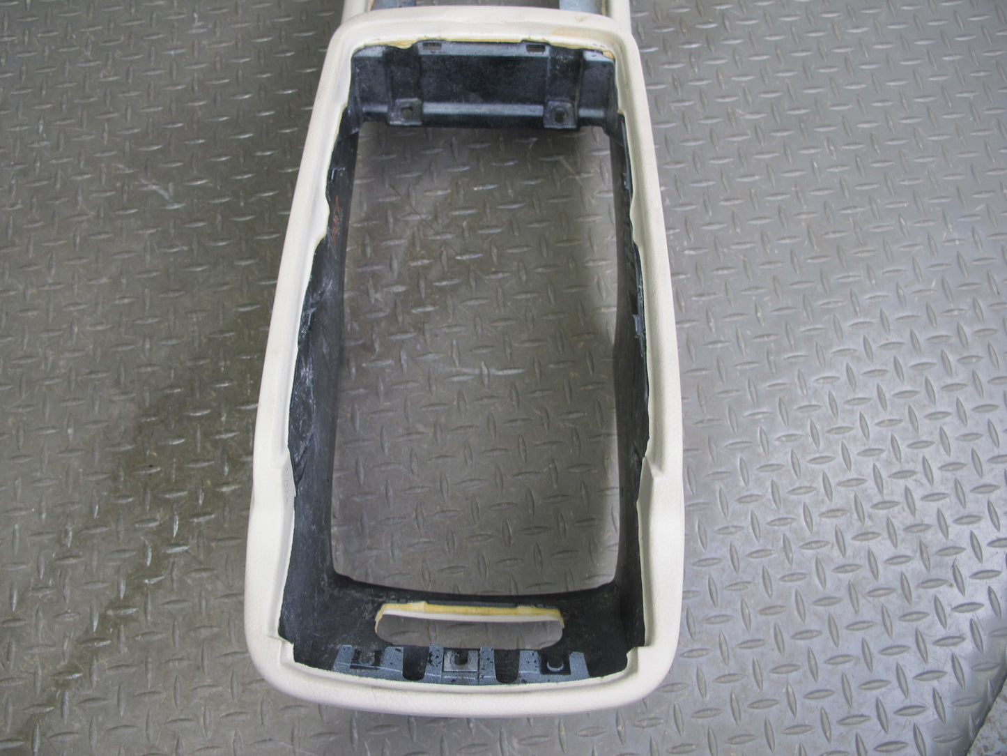 01-03 Lexus UCF30L LS430 Front Center Console Trim Cover Panel Ecru OEM