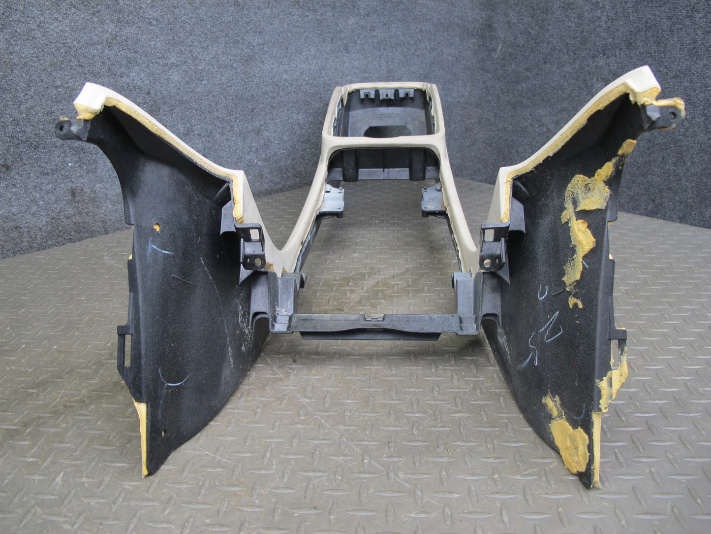 01-03 Lexus UCF30L LS430 Front Center Console Trim Cover Panel Ecru OEM