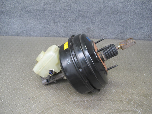 01-03 Lexus UCF30L LS430 Brake Master Cylinder Booster Fluid Reservoir OEM