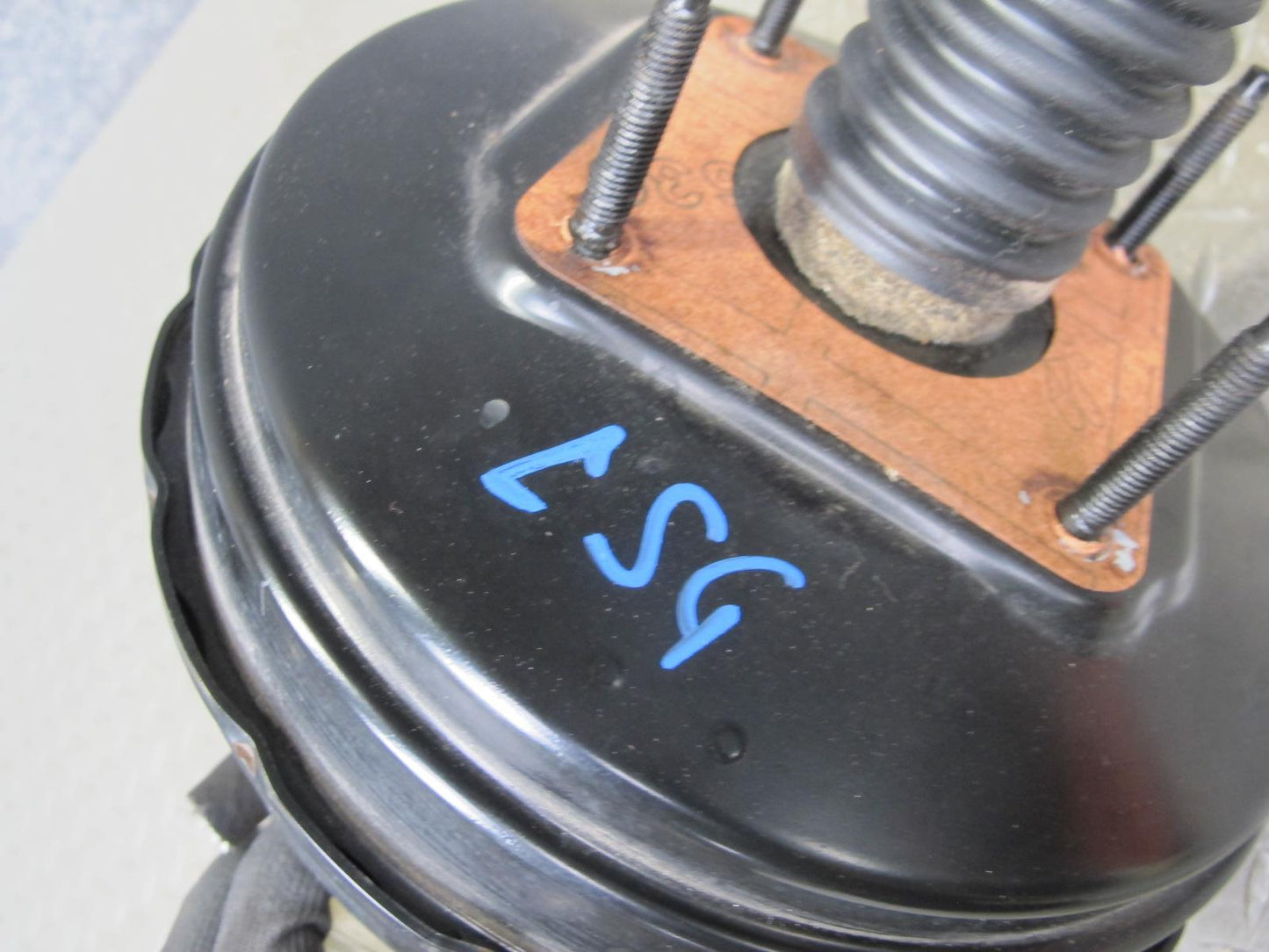01-03 Lexus UCF30L LS430 Brake Master Cylinder Booster Fluid Reservoir OEM