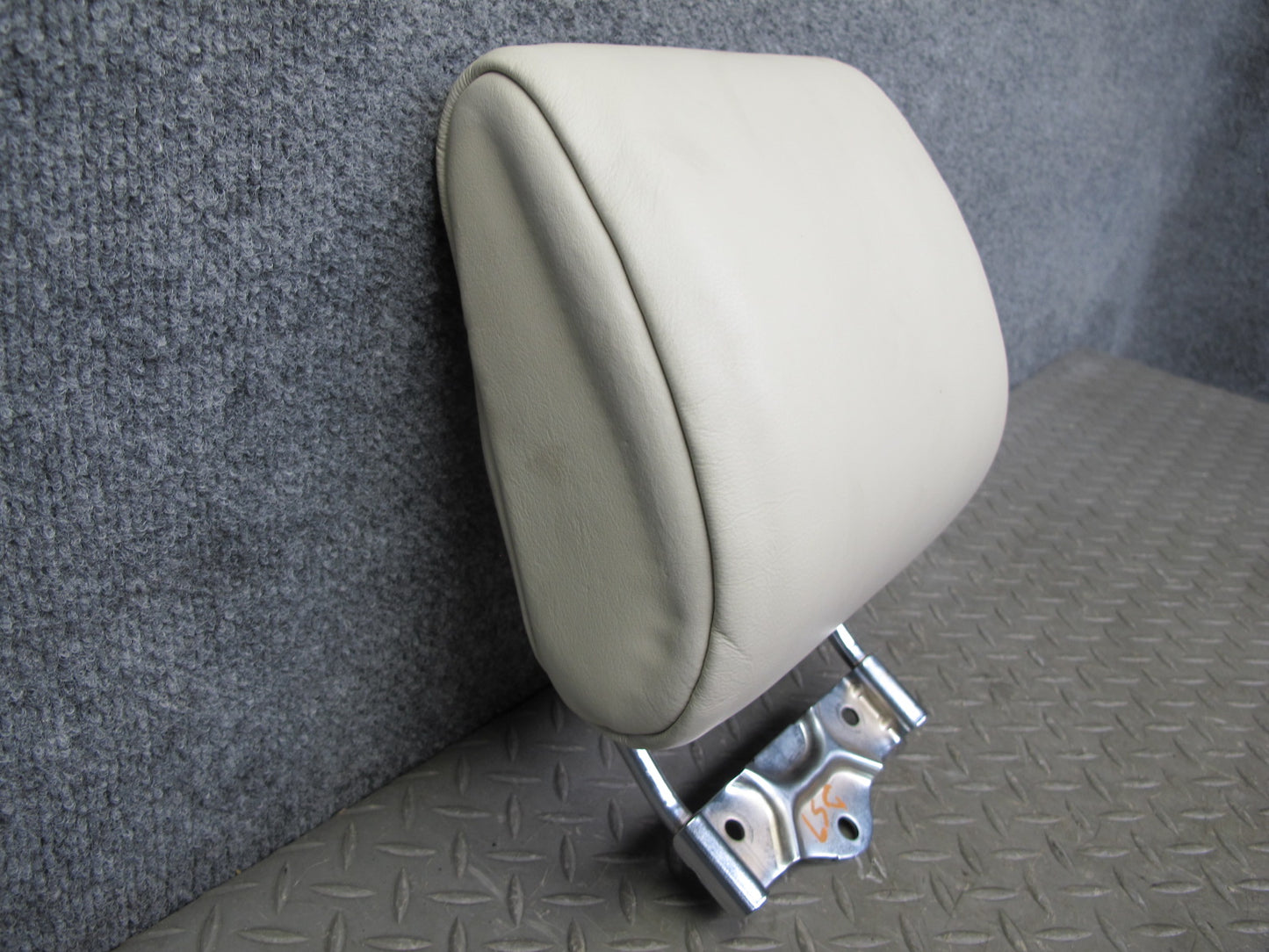 01-03 Lexus LS430 UCF30L Rear Left Right Center Leather Ecru Headrest Set OEM