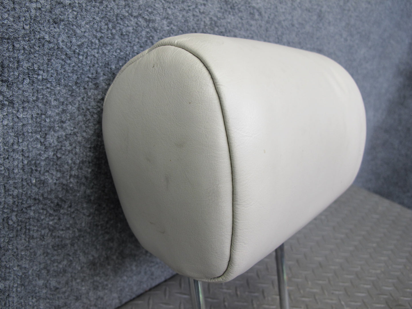 01-03 Lexus LS430 UCF30L Rear Left Right Center Leather Ecru Headrest Set OEM