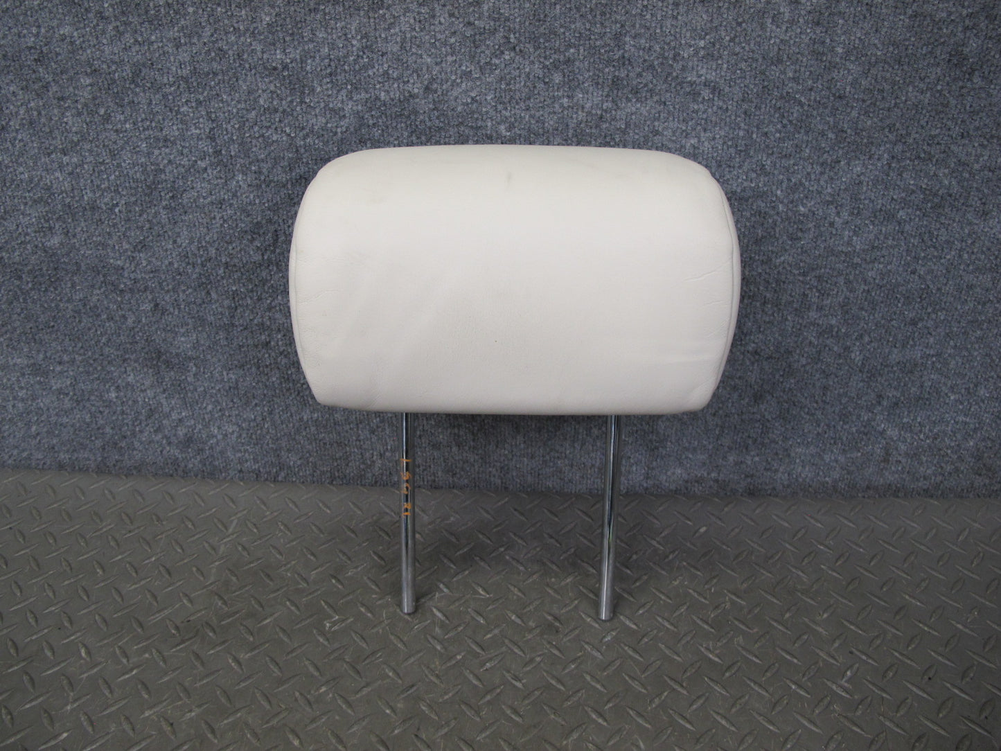 01-03 Lexus LS430 UCF30L Rear Left Right Center Leather Ecru Headrest Set OEM