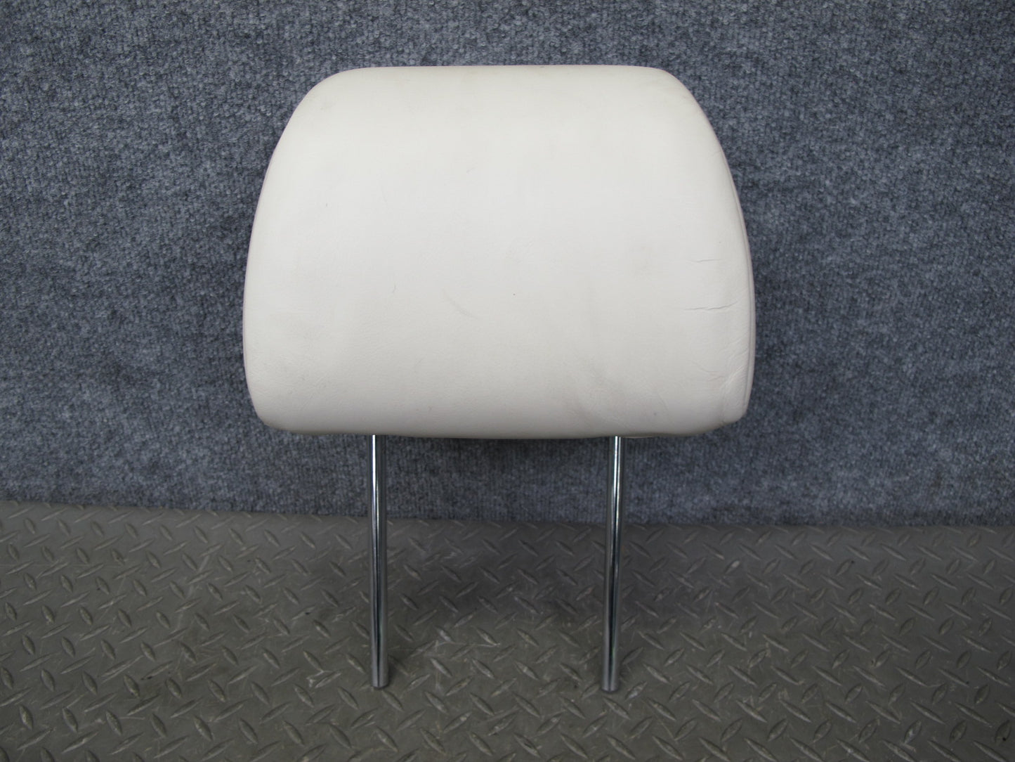 01-03 Lexus LS430 UCF30L Front Left & Right Seat Leather Ecru Headrest Set OEM
