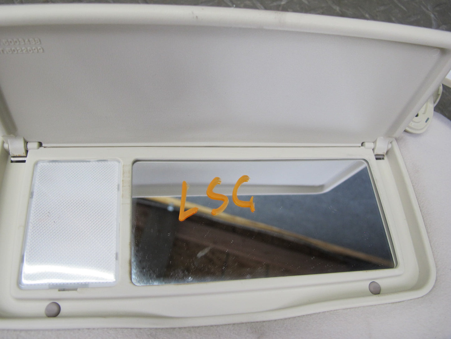 01-06 Lexus LS430 UCF30L Set of 2 Front Left & Right Sun Visor Ecru OEM