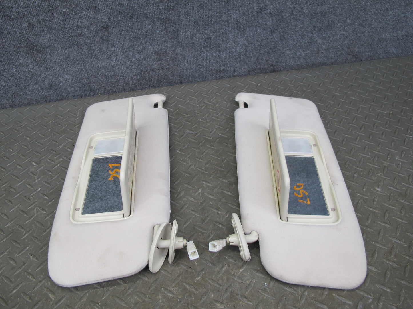 01-06 Lexus LS430 UCF30L Set of 2 Front Left & Right Sun Visor Ecru OEM