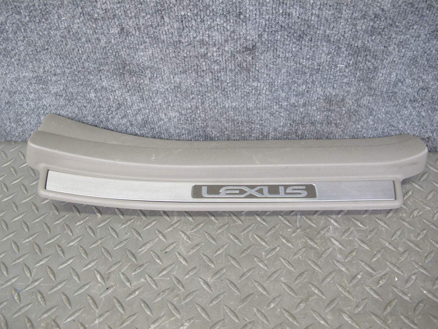 01-06 Lexus LS430 UCF30L Set of 2 Rear Door Scuff Sill Plate Trim Cover OEM