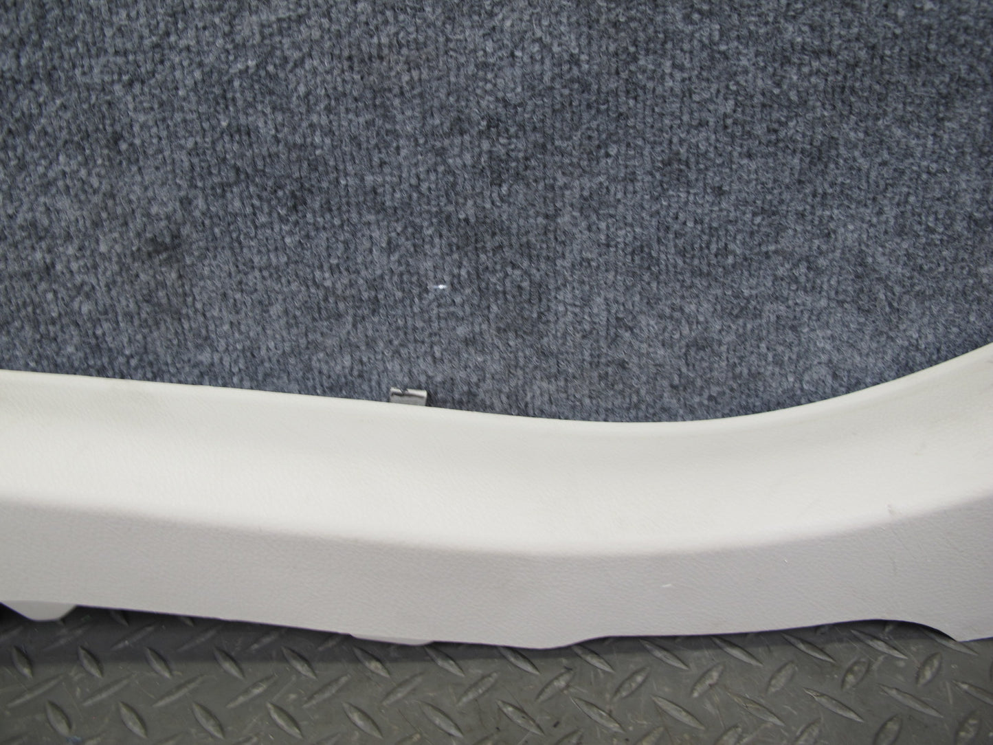01-06 Lexus LS430 UCF30L Set of 2 Rear Quarter Lower Pillar Trim Panel Ecru OEM