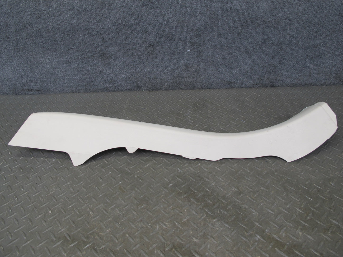 01-06 Lexus LS430 UCF30L Set of 2 Rear Quarter Lower Pillar Trim Panel Ecru OEM