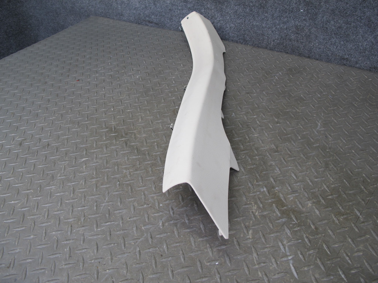 01-06 Lexus LS430 UCF30L Set of 2 Rear Quarter Lower Pillar Trim Panel Ecru OEM