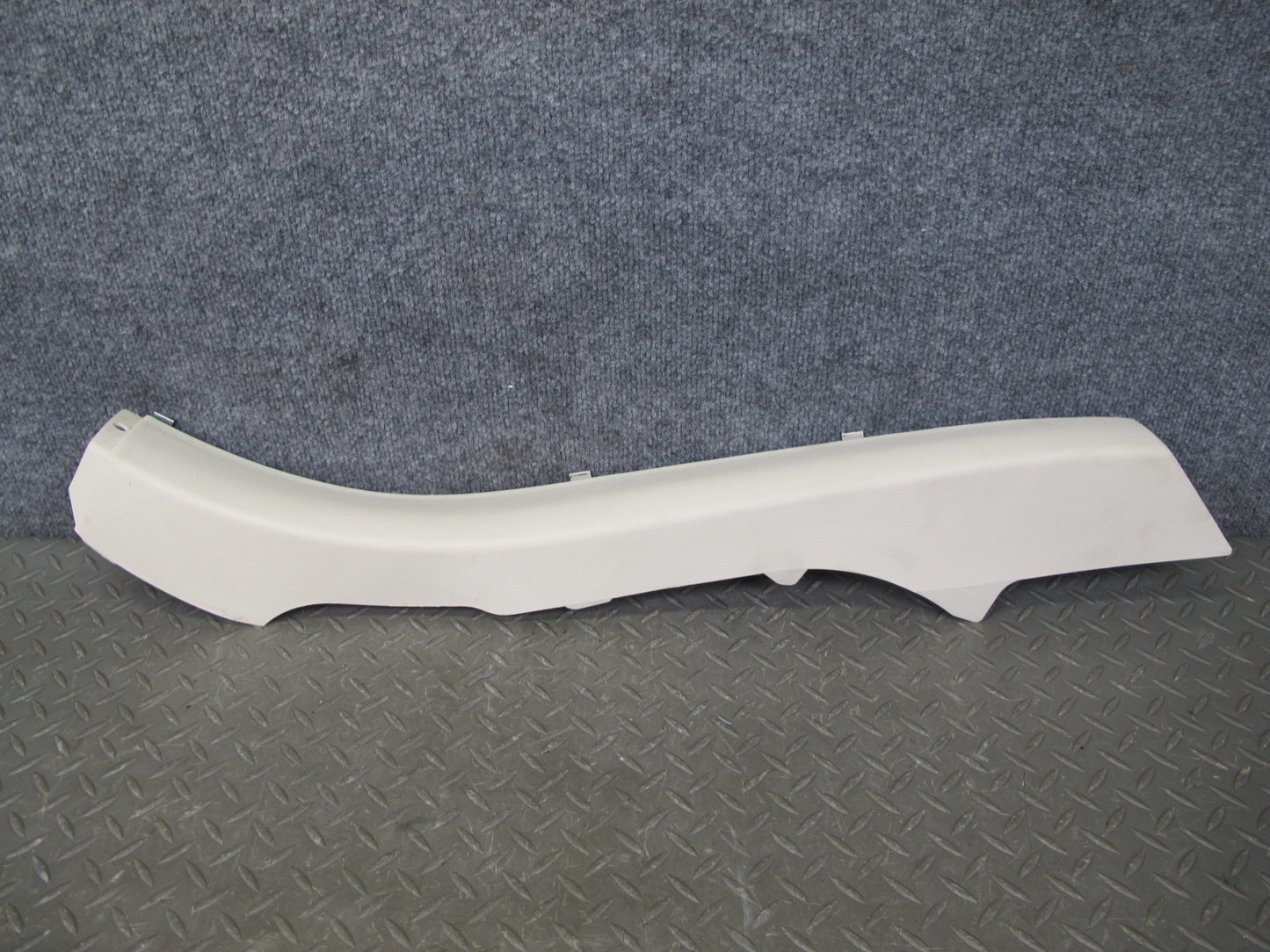01-06 Lexus LS430 UCF30L Set of 2 Rear Quarter Lower Pillar Trim Panel Ecru OEM