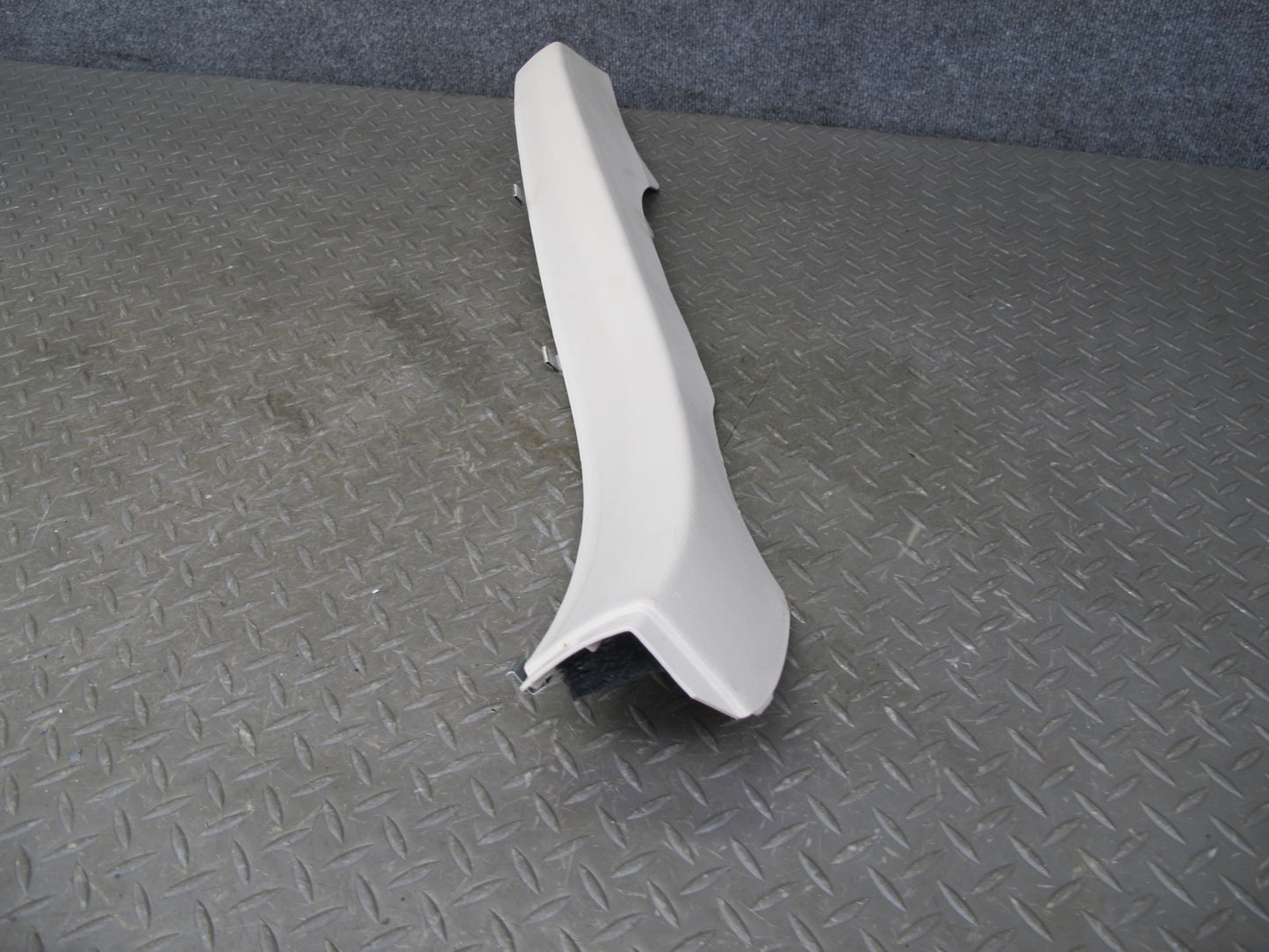 01-06 Lexus LS430 UCF30L Set of 2 Rear Quarter Lower Pillar Trim Panel Ecru OEM