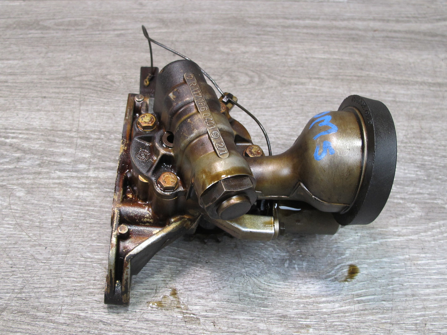 84-91 Mercedes W126 C126 Engine Oil Pump Motor Assembly 1171860401 OEM