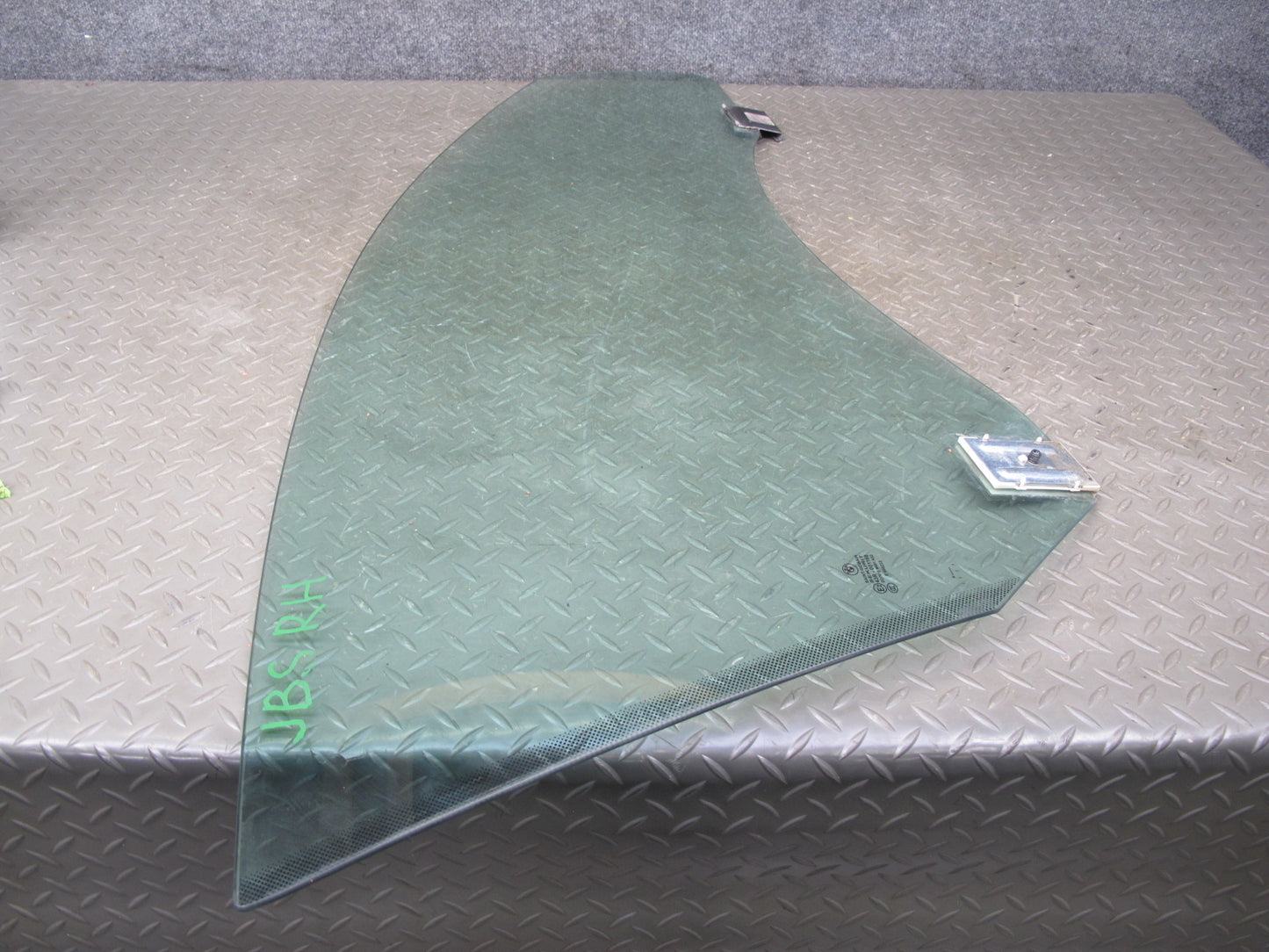 2006-2010 BMW E64 6-SERIES Convertible Right Door Glass Window