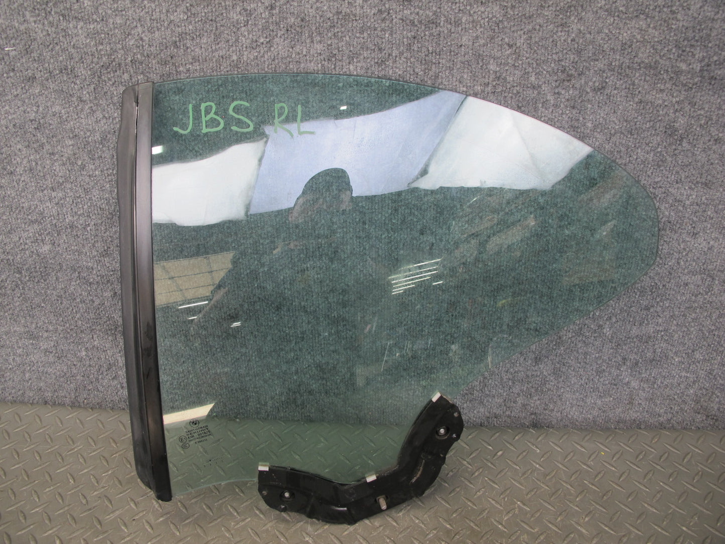 2006-2010 BMW E64 6-SERIES Convertible Rear Left Quarter Glass Window
