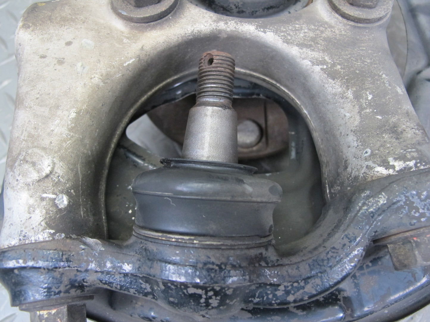 01-06 Lexus LS430 UCF30L RWD Front Left Spindle Knuckle Wheel Hub Bearing OEM