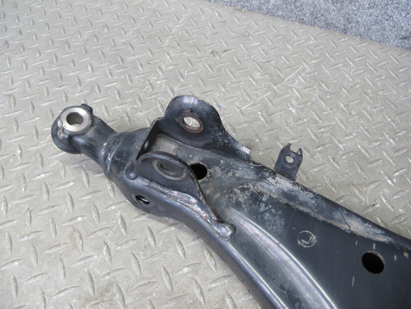 01-06 Lexus LS430 UCF30L Set of 2 Front Left Upper & Lower Control Arm OEM