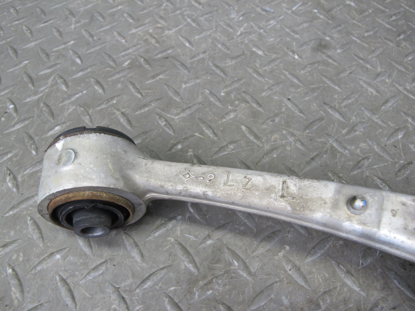 01-06 Lexus LS430 UCF30L Set of 2 Front Left Upper & Lower Control Arm OEM