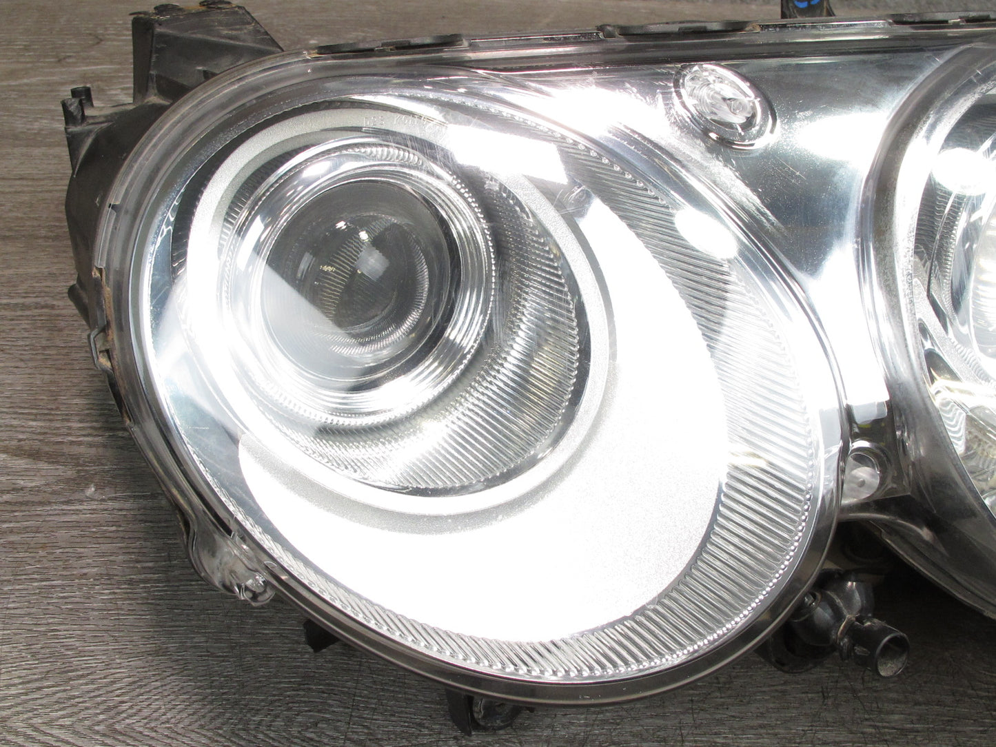 03-09 Bentley Continental GTC GT Flying Spur Front Right Xenon Headlight Lamp
